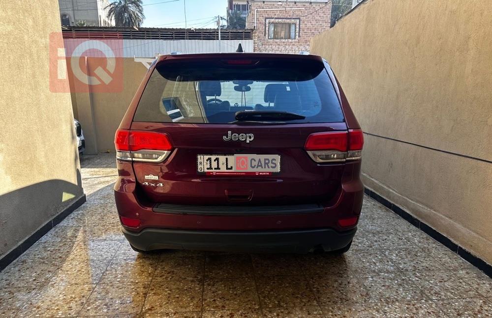 جیپ گراند شیرۆکی